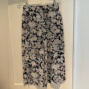 Beautiful Club Monaco silk pants - size small